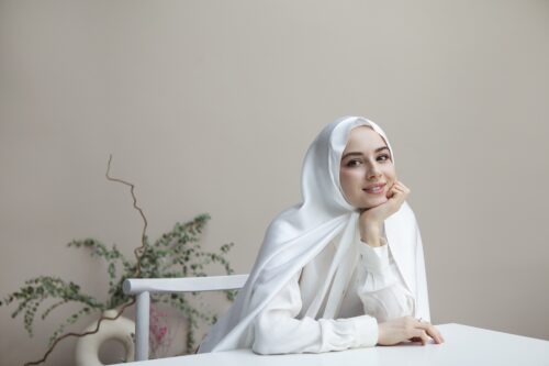 beautiful-woman-wearing-hijab