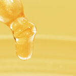 Menuju Skin Minimalism: Alasan Mengapa Serum Organik Lebih Baik untuk Investasi Kulit Jangka Panjang